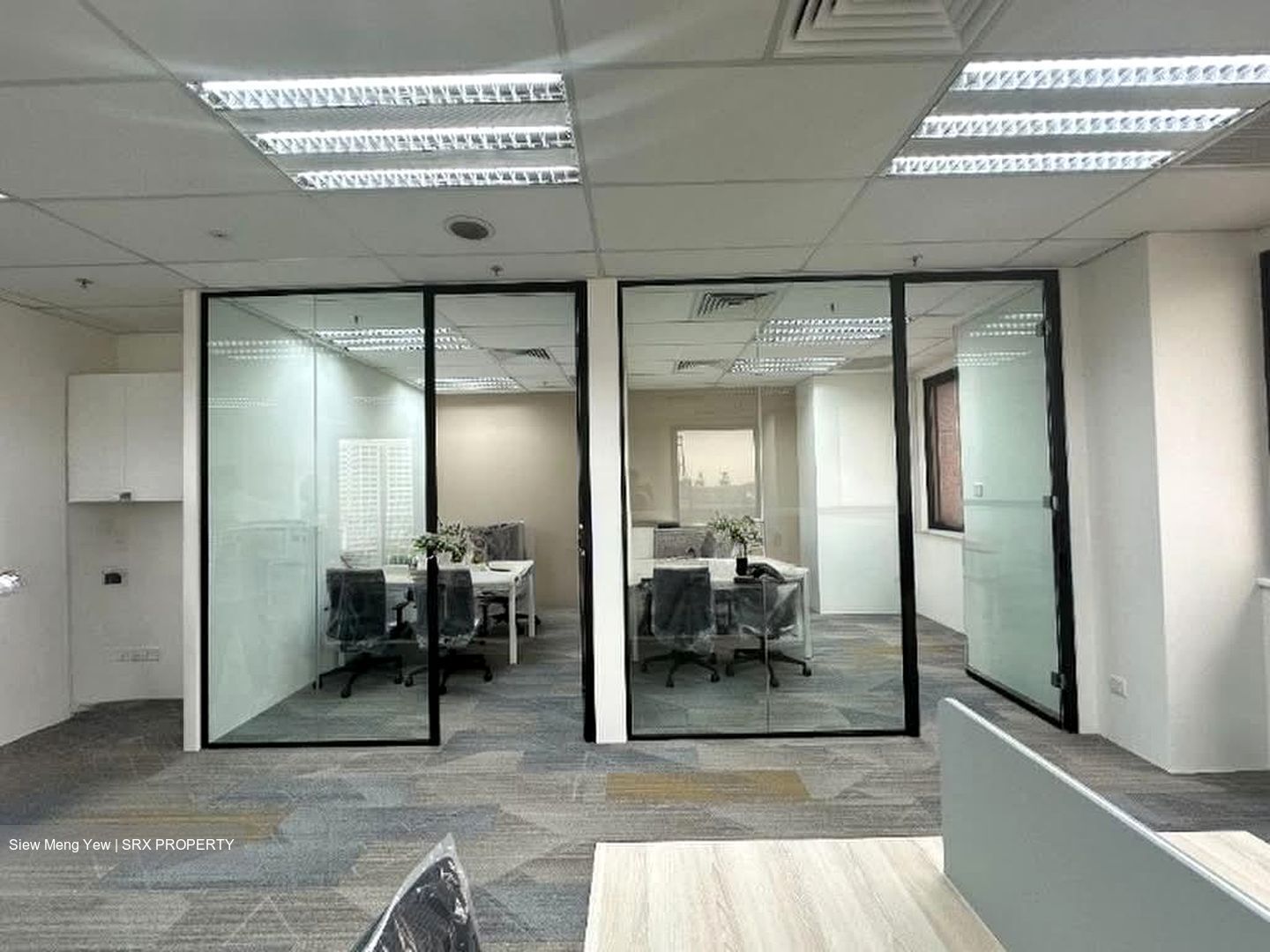 Lippo Centre (D2), Office #573462831